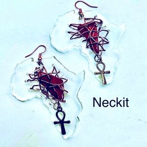 Africa Map Caged Stone Dangle Earrings